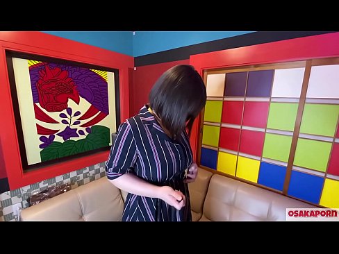 ❤️ Јапанска слатка са великим сисама мастурбира секс играчкама и доживи оргазам. Она говори у интервјуу о свом јебеном искуству. Огромне сисе и длакава маца гласно стењу. Осакапорн ❤❌ Јебање на sr.pornmega-com.ru ❌